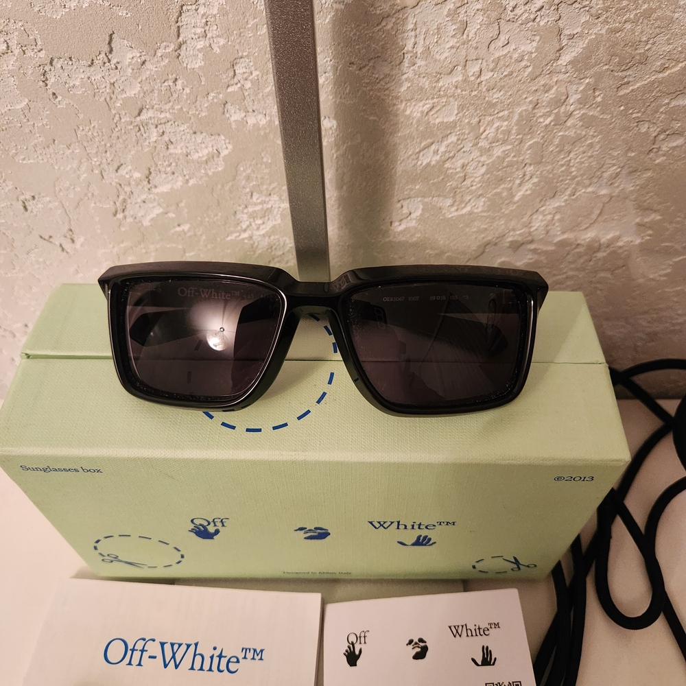 Off-White Black Rectangular Sunglasses - image 2